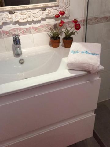 Villa Soraya , Quiet Location With Big Garden Near Beach And Old Town Of Nicea Zewnętrze zdjęcie